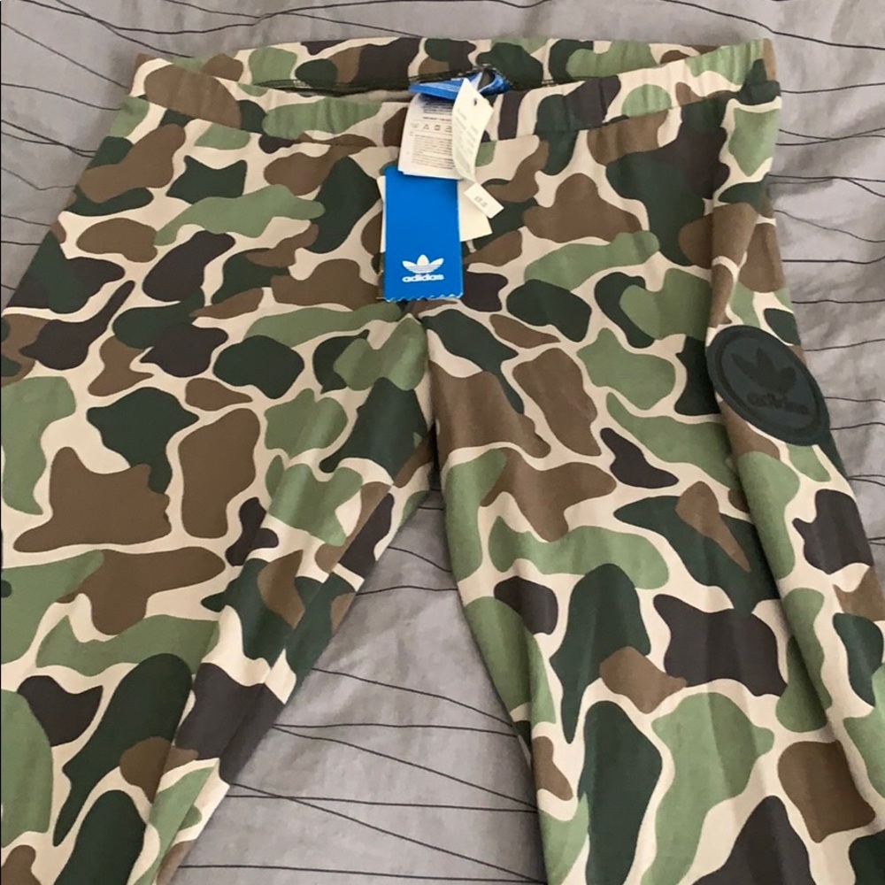 Camo leggings